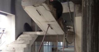 Демонтаж лестницы Горячий Ключ, цена от 2907 руб.