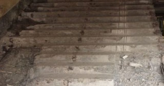 Демонтаж ступеней в Горячем Ключе: гранитные, деревянные, ЖБ - расценка в смете от 306 руб.